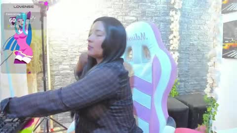 Snapshot of lina_sanchezih chatting on 04/29/26, 09:10 LINA SANCHEZ online show from 04/29/26, 09:10