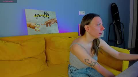 Snapshot of lina_smilee chatting on 03/10/26, 03:11 Lina online show from 03/10/26, 03:11