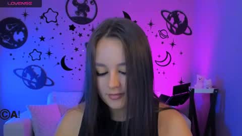 Snapshot of linaa_dolly chatting on 07/21/26, 09:33 linaa_dolly online show from 07/21/26, 09:33