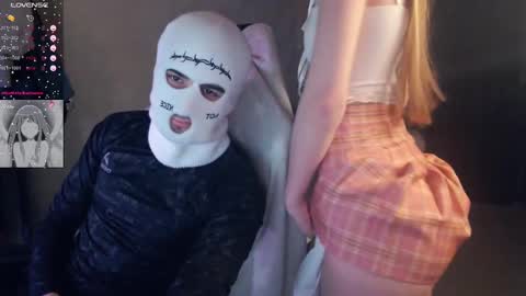 Snapshot of linaandliam chatting on 03/07/25, 12:37 linaandliam online show from 03/07/25, 12:37