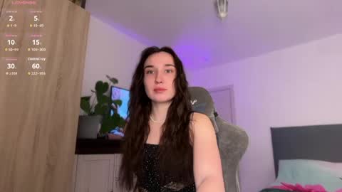 Snapshot of linabbb chatting on 04/18/26, 06:12 Lina online show from 04/18/26, 06:12