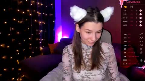 Lina online show from 11/12/25, 08:26