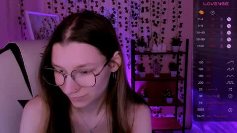 Lina online show from 04/15/26, 06:53