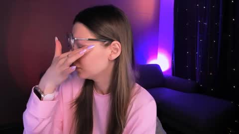 Lina online show from 04/17/26, 02:14