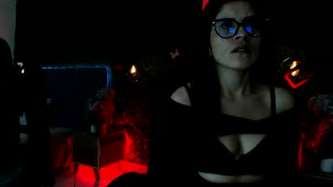 Snapshot of linagh chatting on 07/01/26, 11:56 Lina online show from 07/01/26, 11:56