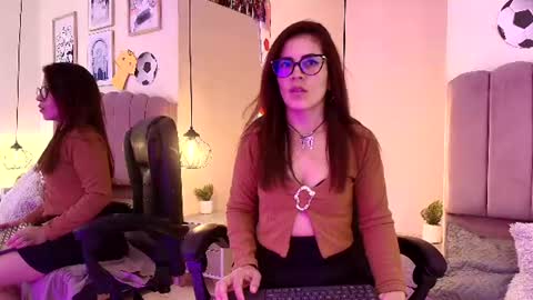 Snapshot of linagh chatting on 07/04/26, 06:58 Lina online show from 07/04/26, 06:58