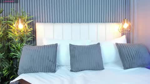 LinaGlam online show from 11/10/25, 05:12