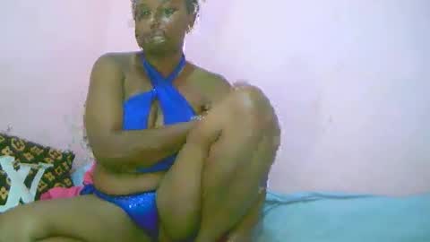 Snapshot of linah1123 chatting on 09/28/25, 06:35 linah1123 online show from 09/28/25, 06:35