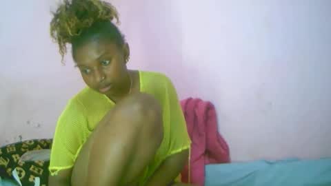 Snapshot of linah1123 chatting on 09/29/25, 06:40 linah1123 online show from 09/29/25, 06:40