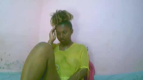 Snapshot of linah1123 chatting on 09/29/25, 06:46 linah1123 online show from 09/29/25, 06:46