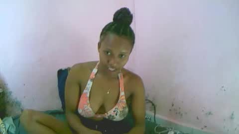 linah1123 online show from 04/12/26, 06:18