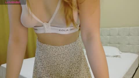 Anna online show from 11/23/25, 01:49