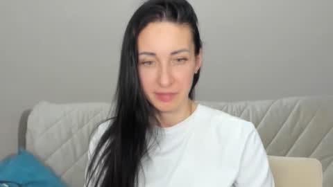 LinaLivee online show from 02/12/26, 06:58