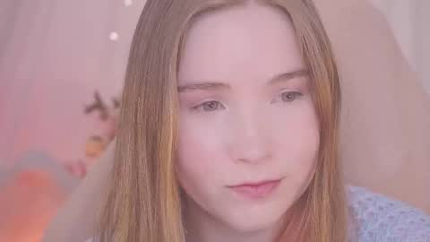 Lina online show from 12/04/25, 04:33