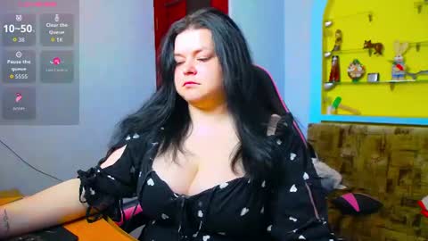 Snapshot of linasexy777 chatting on 07/13/26, 06:05 Lina online show from 07/13/26, 06:05