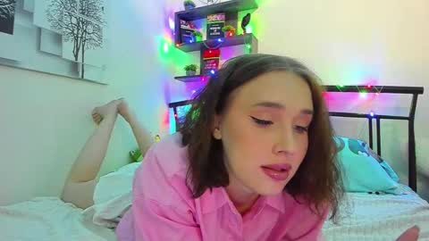 Lina online show from 03/17/26, 11:52