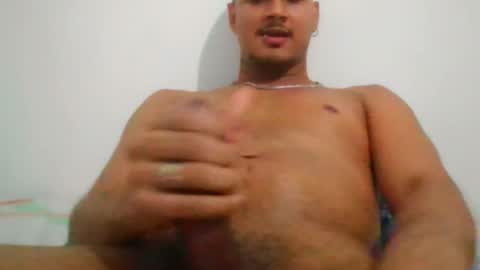 Snapshot of lincelince2003 chatting on 02/25/26, 02:10 lincelince2003 online show from 02/25/26, 02:10