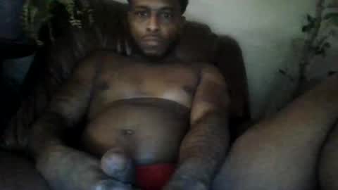 Snapshot of lincolnlongdick chatting on 12/19/25, 02:02 Richie Rich online show from 12/19/25, 02:02