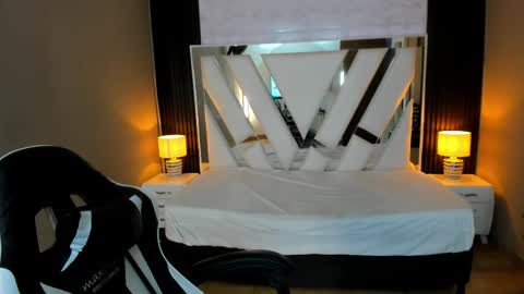  Linda  online show from 01/11/26, 01:38