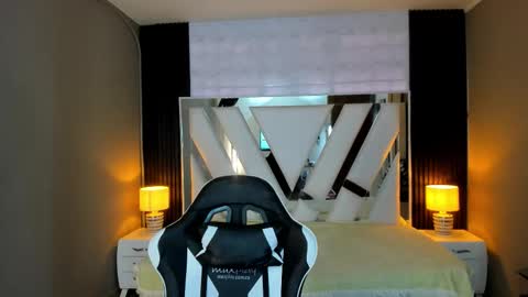  Linda  online show from 01/12/26, 06:35