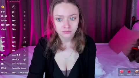 Snapshot of linda__bryant chatting on 12/16/24, 12:48 Linda GMT2 Mon Tu Fri Sa Su 0300am-1000 am online show from 12/16/24, 12:48