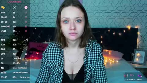 Snapshot of linda__bryant chatting on 02/02/25, 03:32 Linda GMT2 Mon Tu Fri Sa Su 0300am-1000 am online show from 02/02/25, 03:32