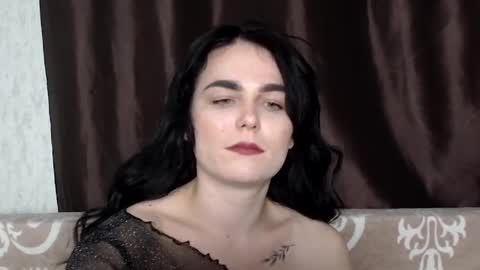 Linda online show from 03/10/25, 06:23