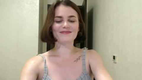 Linda online show from 06/29/26, 07:03