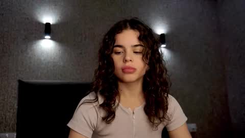 Linda online show from 11/13/25, 01:54