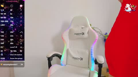 Snapshot of linda_crawford1 chatting on 12/12/24, 04:32 Linda online show from 12/12/24, 04:32