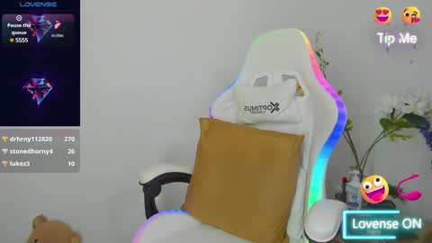 Snapshot of linda_crawford1 chatting on 01/31/25, 10:42 Linda online show from 01/31/25, 10:42