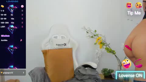 Snapshot of linda_crawford1 chatting on 03/01/25, 04:33 Linda online show from 03/01/25, 04:33