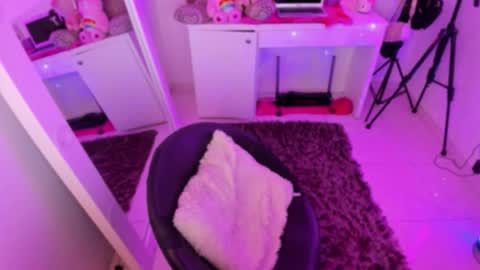 Snapshot of linda_milleer_ chatting on 10/26/25, 03:56 Lindaa maria  online show from 10/26/25, 03:56