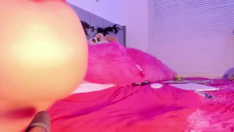 Snapshot of linda_milleer_ chatting on 11/27/25, 02:13 Lindaa maria online show from 11/27/25, 02:13