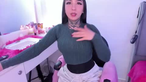 Snapshot of linda_milleer_ chatting on 12/04/25, 01:48 Lindaa maria online show from 12/04/25, 01:48