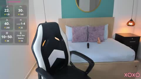 Snapshot of linda_rios_ chatting on 02/07/25, 01:58 L I N D A online show from 02/07/25, 01:58