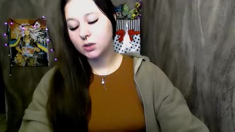 Snapshot of linda_s_ chatting on 12/05/25, 04:03 Linda online show from 12/05/25, 04:03