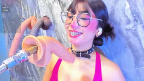 Snapshot of linda_sofi__ chatting on 06/04/26, 09:54 linda_sofi__ online show from 06/04/26, 09:54