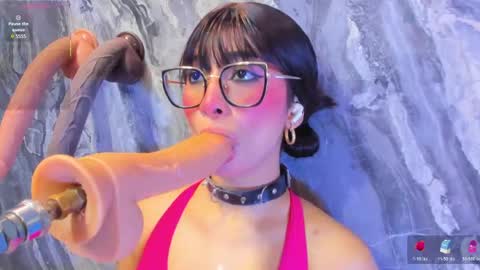 Snapshot of linda_sofi__ chatting on 06/05/26, 09:42 linda_sofi__ online show from 06/05/26, 09:42