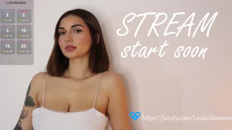 Snapshot of linda_warners chatting on 01/25/25, 08:00 Call me Linda online show from 01/25/25, 08:00