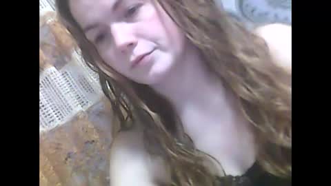 Snapshot of lindaahskysx chatting on 12/13/25, 09:53 LindaAhSkysX online show from 12/13/25, 09:53