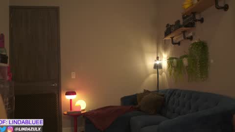 Snapshot of lindabluee chatting on 03/19/26, 03:16 Nia online show from 03/19/26, 03:16