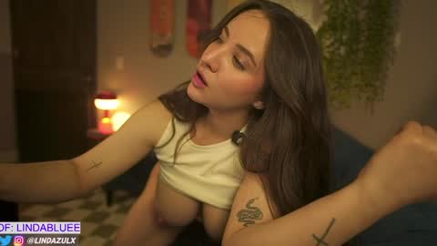 Snapshot of lindabluee chatting on 03/26/26, 12:06 Nia online show from 03/26/26, 12:06