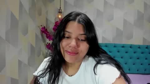    online show from 10/04/25, 02:37