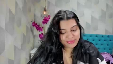    online show from 10/07/25, 02:58