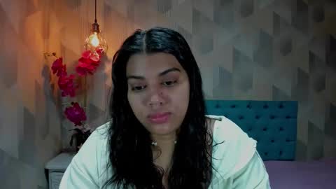    online show from 01/12/26, 03:06