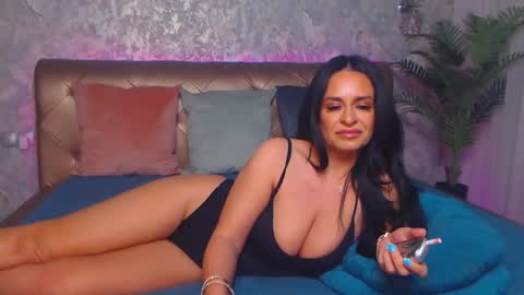 Snapshot of lindacarter9 chatting on 09/16/25, 09:16 Linda online show from 09/16/25, 09:16