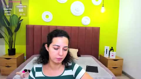 Snapshot of lindainsatiable chatting on 03/16/26, 01:33 Linda online show from 03/16/26, 01:33