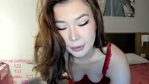 Snapshot of lindamei chatting on 07/06/26, 02:25 lindamei online show from 07/06/26, 02:25