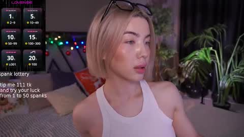 your Linda is back online show from 12/21/25, 03:57